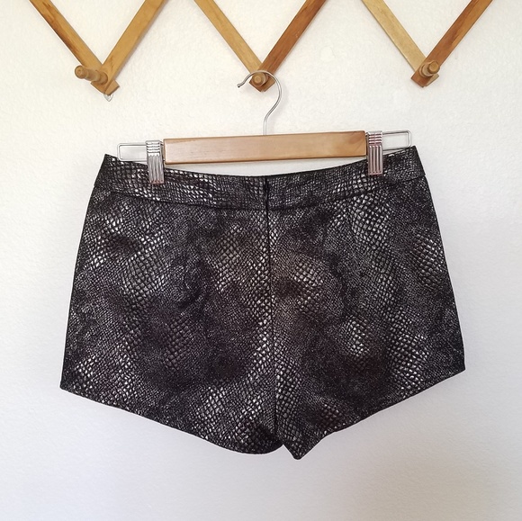 Express Black Snakeskin Short/Skirt Squart Bottoms - Picture 5 of 7
